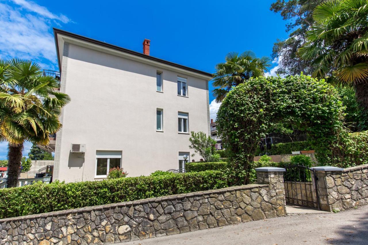 Apartments & Rooms Milcetic D Malinska Luaran gambar
