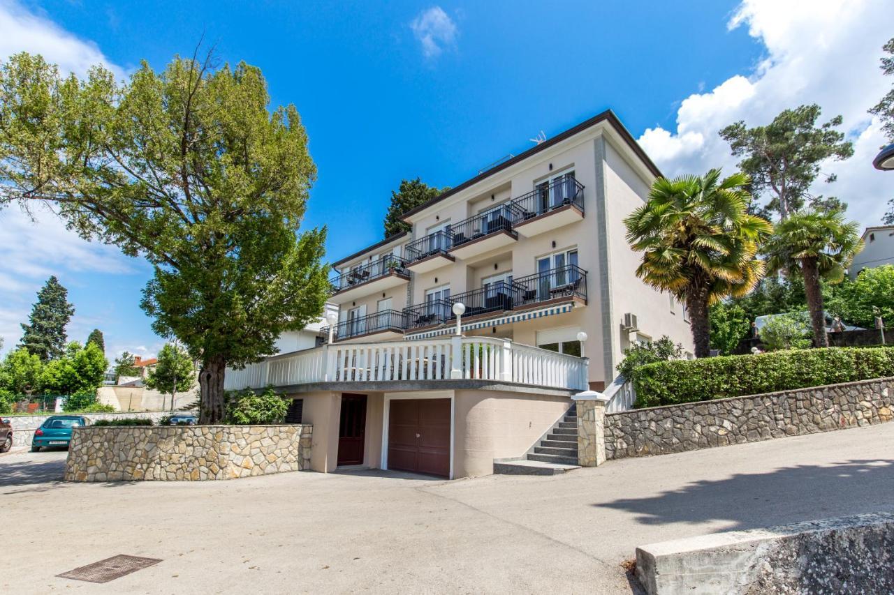 Apartments & Rooms Milcetic D Malinska Luaran gambar