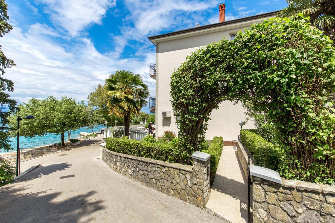 Apartments & Rooms Milcetic D Malinska Luaran gambar